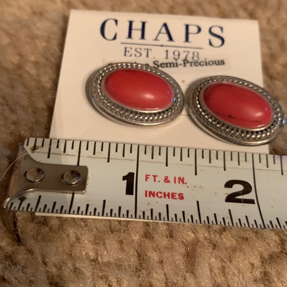 Ralph Lauren CHAPS Red Howlite Necklace and matching Ear Rings. New in Packaging - Picture 3 of 6